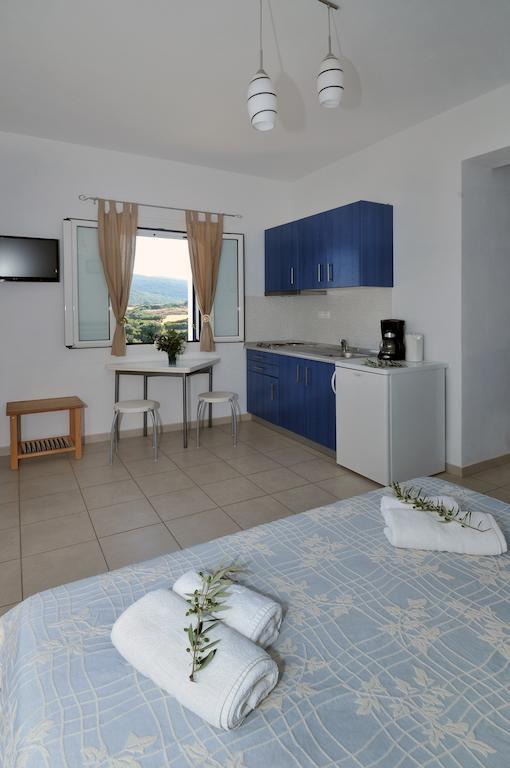 Elea Apartments Kalamos  Exterior photo